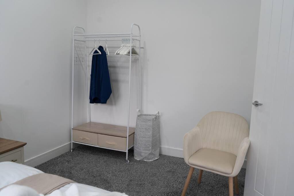 Stylish 1 Bed Apartment In Newly Refurbished Building W/ Parking & Wi-Fi Birmingham Exterior foto